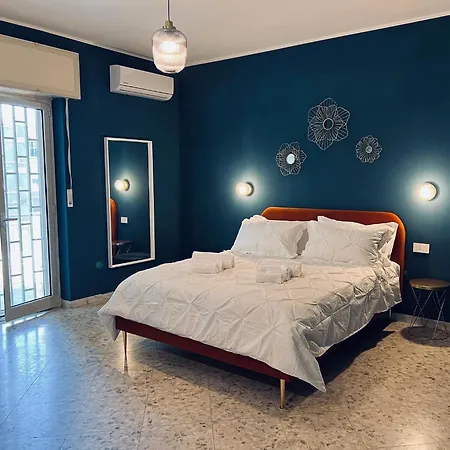 Dulcamara Boutique - Blue Velvet Lejlighed Bari