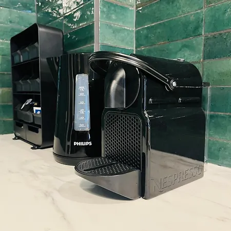 Dulcamara Boutique - Blue Velvet * Bari