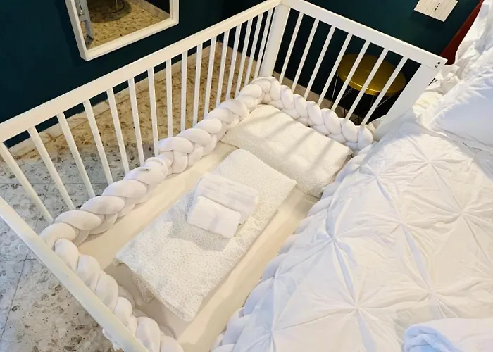 Dulcamara Boutique - Blue Velvet