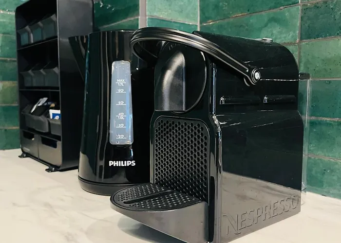 Dulcamara Boutique - Blue Velvet * Bari